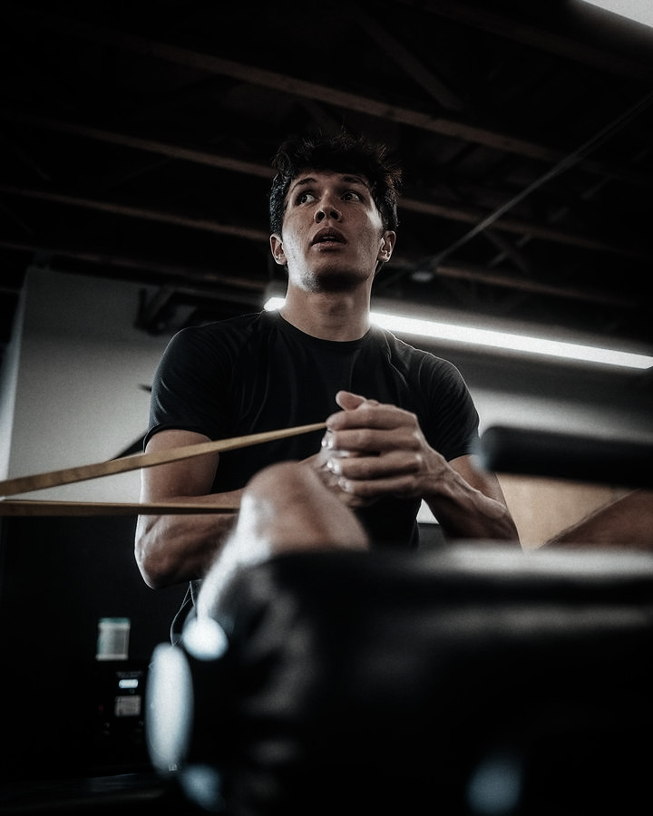 roughestruby's tweet image. ⠀
 
            22 JANUARY 2026 
            📍𝐂𝐮𝐛𝐢𝐜 𝐆𝐲𝐦 &amp;amp; 𝐇𝐞𝐚𝐥𝐭𝐡 𝐒𝐭𝐮𝐝𝐢𝐨
                   
Session today with Mr. Nathan. Simple training day, shoulder &amp;amp; arm strength, plus hip stability.
The rest I was dedicated to monitoring his performance.
 ⠀