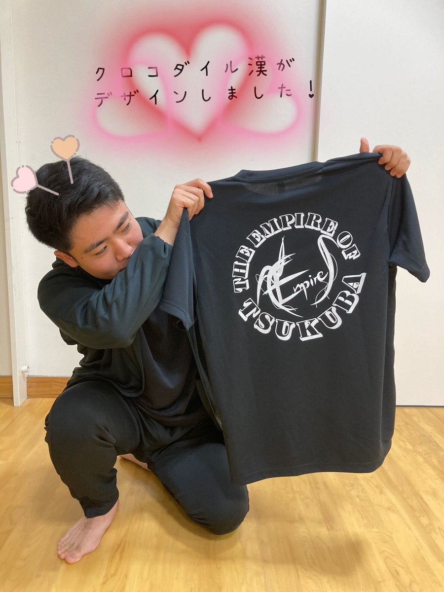 Empire_2018_11's tweet photo. 【煌芒祭帝国物販決定‼️】

1月24日(土)に開催される煌芒祭にて、

〜数量限定〜

TET-Tシャツ               2500円
TET-メンバーチェキ     500円

を販売します✨️

在庫、販売機会共に限られておりますので、お買い求めの方はお早めにお越しください！

#煌芒祭
#筑波帝国 https://t.co/b4x7ZNATno