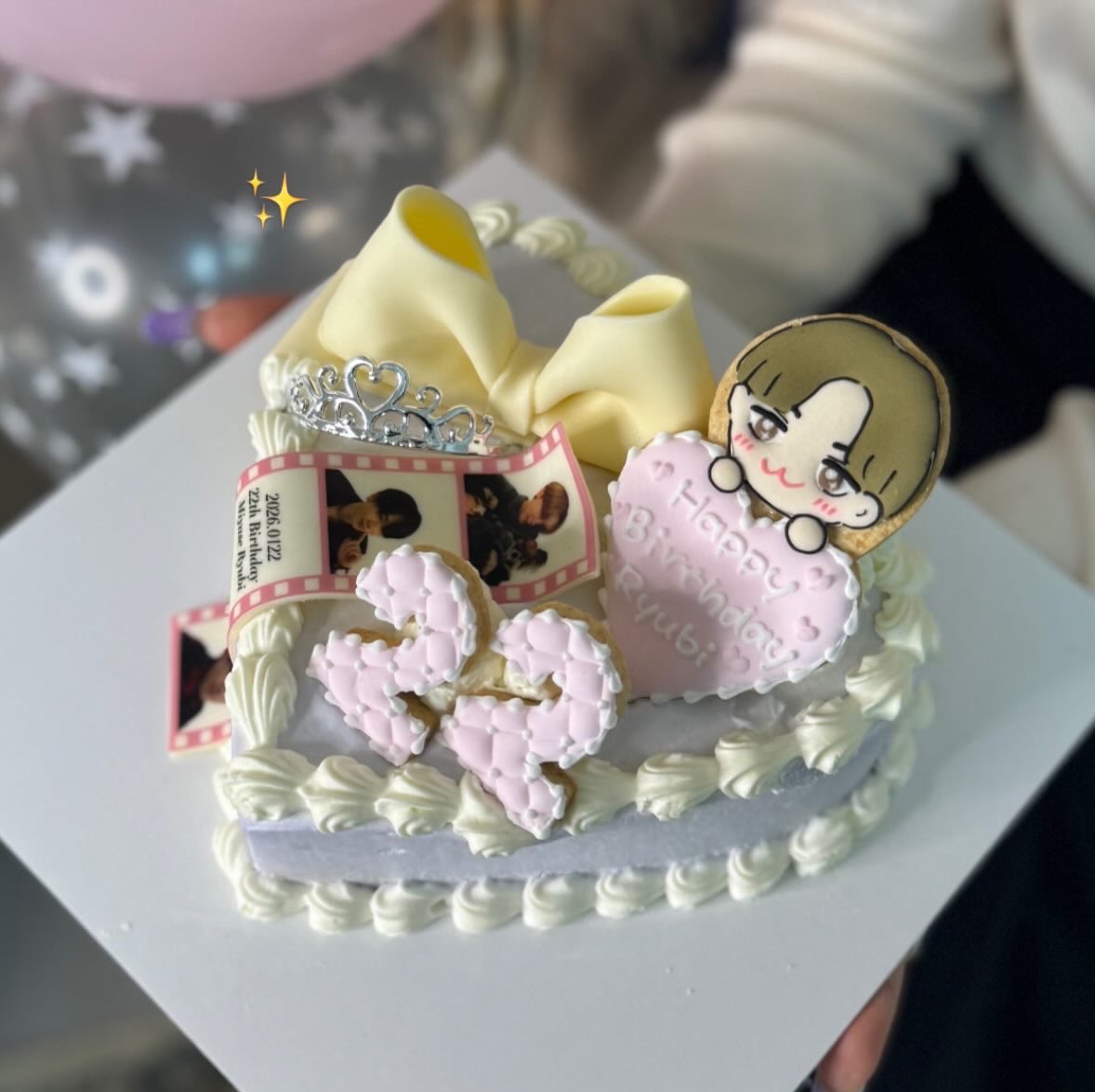 llann05's tweet photo. 2026.0122🩷
琉弥くん22歳のお誕生日おめでとう💗
22歳もたくさん活躍できますように✨️
ずっとだーいすきだよ( ᵒ̴̶̷̤◦ᵒ̴̶̷̤ )♡
 #宮世琉弥生誕祭2026 #宮世琉弥 
@miyase_staff @miyase_fcstaff https://t.co/bTAO7Vin6H