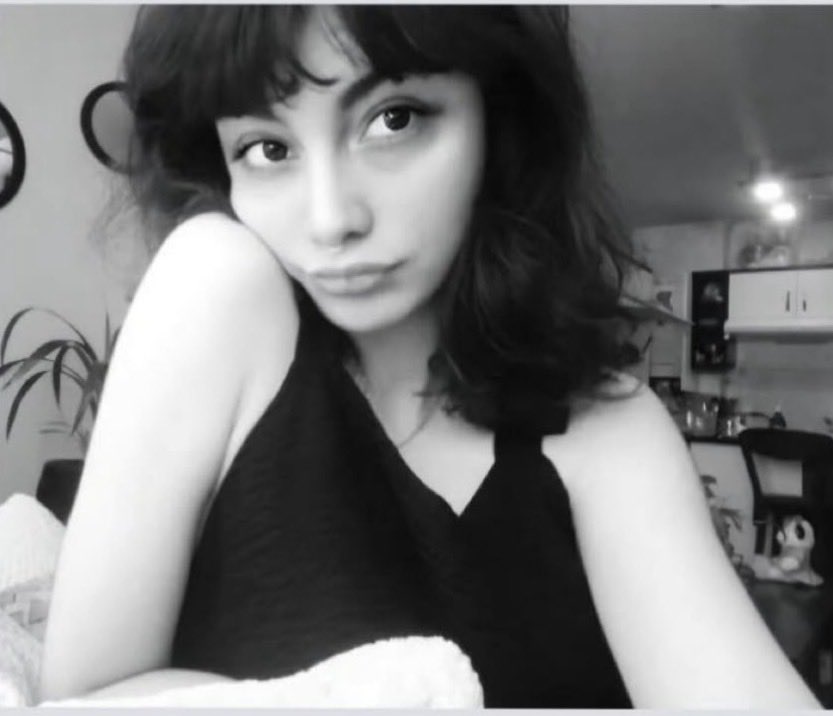 mirmotaharian's tweet photo. Sama Esmaili, 20.
In her bio: “I love the world.”

On her channel she wrote:
“They say butterflies can’t see their own wings. So when I can’t see myself clearly, I run like I’m flying, hoping I land, hoping I don’t fall.”
#IranMassacre #IranRevolution2026 

@UN @UNHumanRights https://t.co/TV9BJgxtdr
