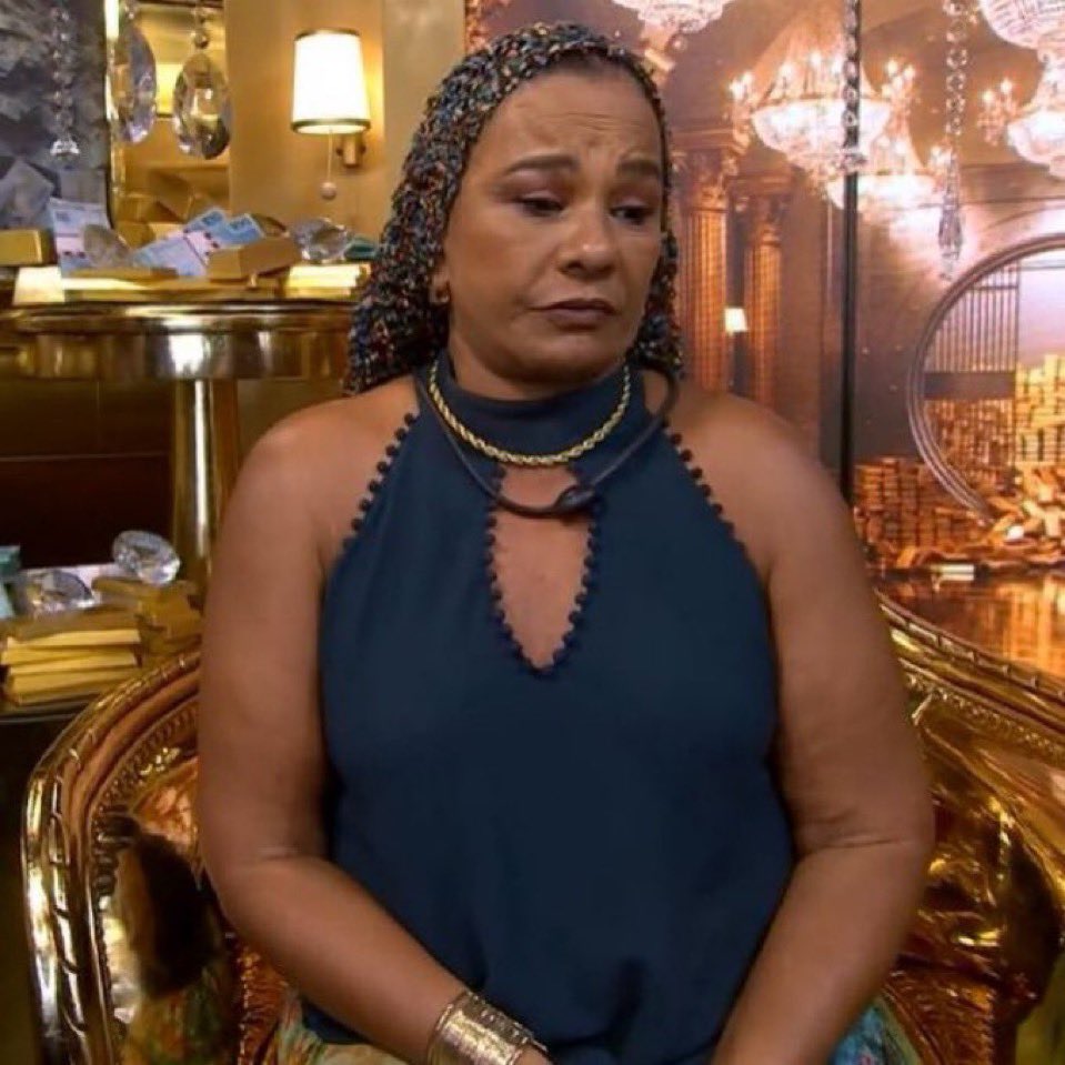 _do_cinho's tweet image. Me atualizei da festa, ain que festa chata ainda bem que fui dormir, basicamente falaram da Ana Paula, Matheus homofóbico, Milena briga sozinha por lençol, Leandro venceu o veto mesmo com 50° de febre, Marcielle controlando talaricagem, nojeira deles bebendo na bota, Breno…