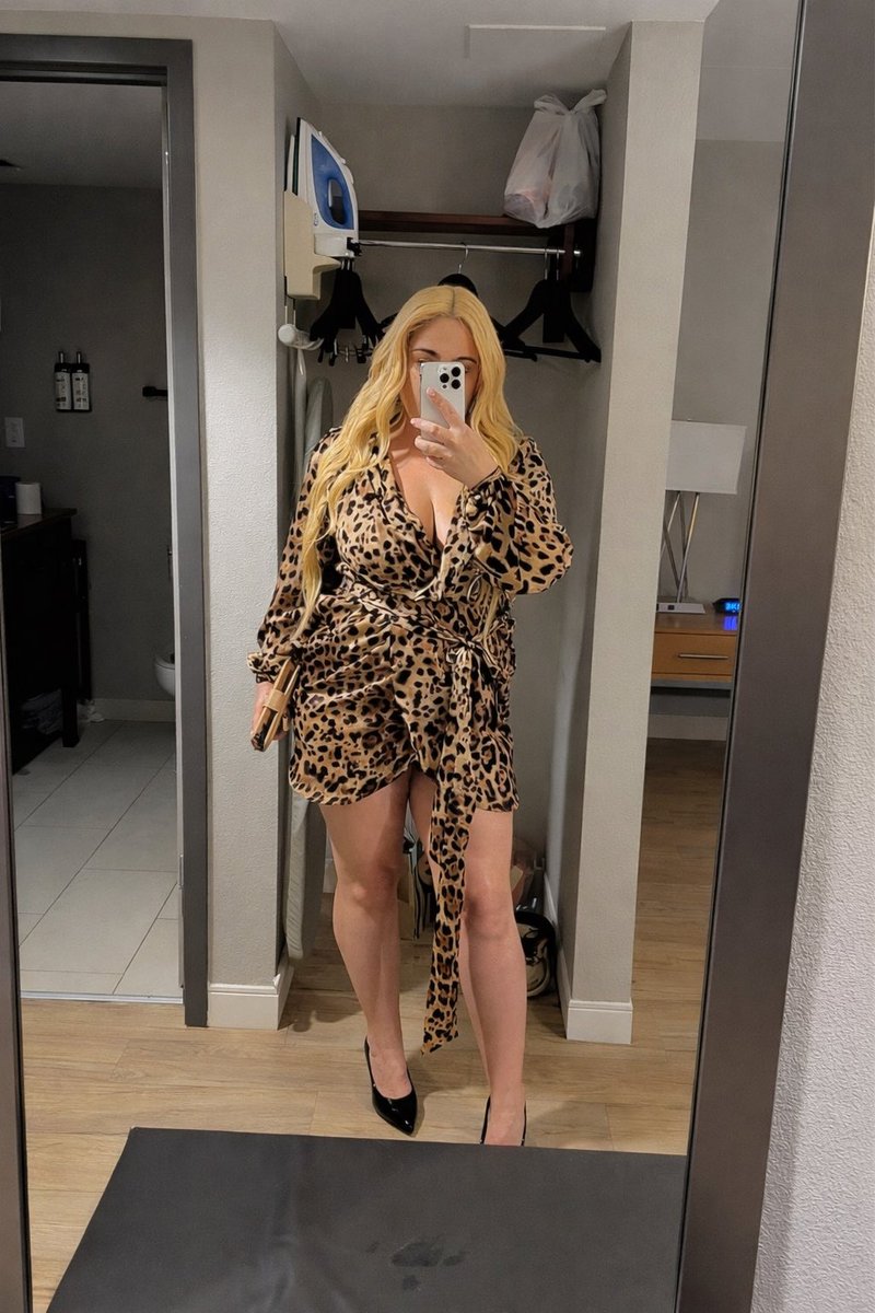 passportmilf's tweet image. Another flight booked ✈️
New destination loading… different city, same dangerous energy 🐆
Hotel mirrors today, main character arrivals next.
If you know, you know 😌
#AnotherFlight #NewDestination #JetSetVibes #TravelContent #MistressEnergy #LuxuryLifestyle #FlyMeOutEnergy