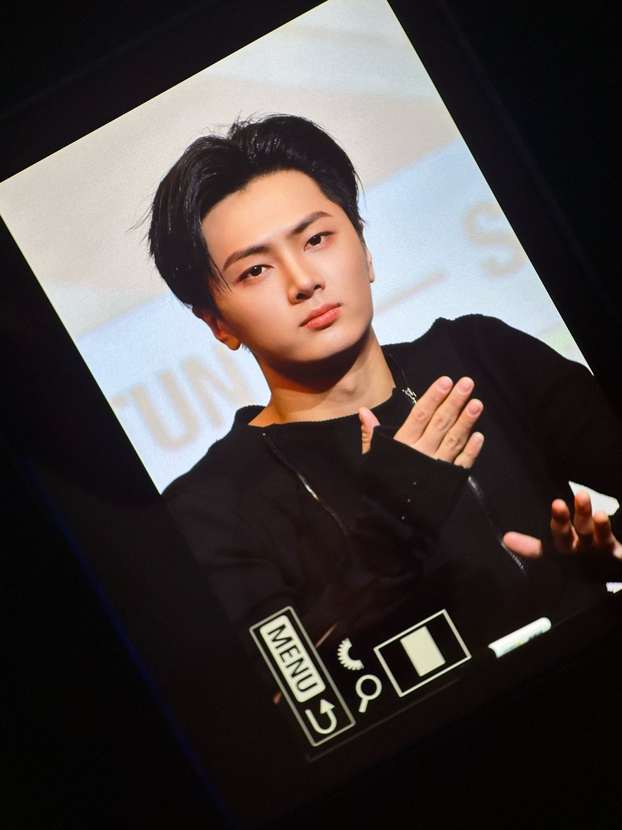 SF9 5/21 EVERLINE OFFLINE 1:1サイン ジェユンさん 📸] PHOTO • 260122 ENHYPEN JAY for today's 'THE SIN : VANISH