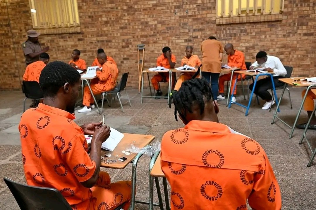DCS_ZA's tweet image. A total of 18 DCS schools were registered for the 2025 NSC examinations, affirming the Department’s commitment to education as a cornerstone of rehabilitation.

facebook.com/10006901132463…

#RehabilitationMatters #SecondChances #Classof2025 #DCS