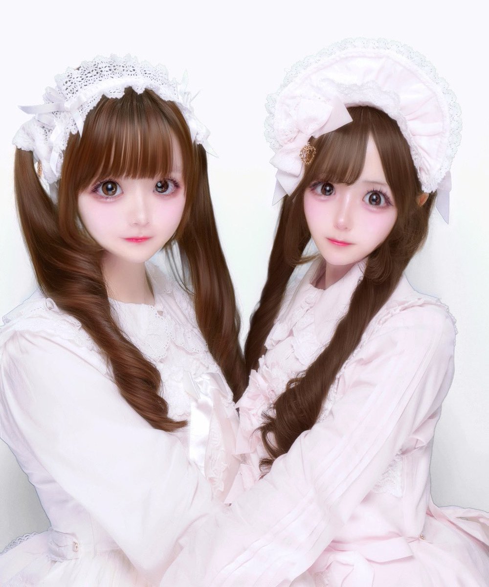 kanon__doll's tweet photo. ゆきのちゃんおたんじょうびおめでとう🎀
今年もお祝いできて幸せ🎂💭

私にとって、かわいいの基準やセンスにいつもインスピレーションを受けていて、今の私があるのはゆきのちゃんの存在がすっごく大きいよ🫶🏻いつもありがとうꔛෆ
19歳が素敵な思い出にあふれますように♬.*ﾟ https://t.co/EO8gxAPHuc