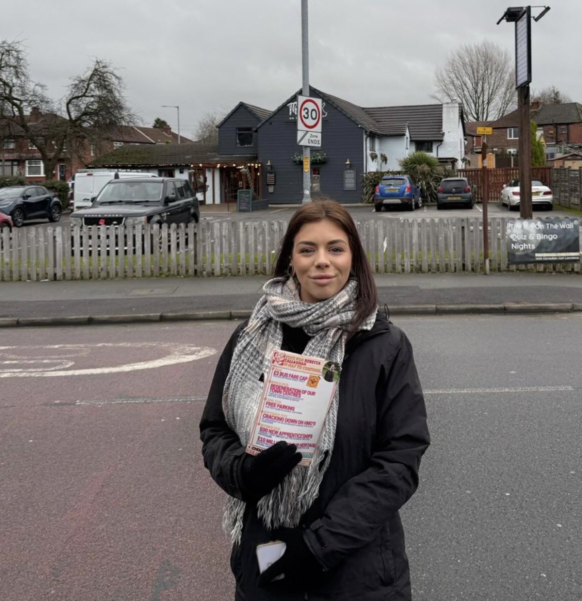 RebCallaghan_'s tweet image. Leafletting in Droylsden West again yesterday 🌹 Some great conversations with local residents along the way. Always good to be out in the community listening. Proud to be Labour’s candidate for Droylsden West.

P.S. yes I have dyed my hair… I’m a brunette!