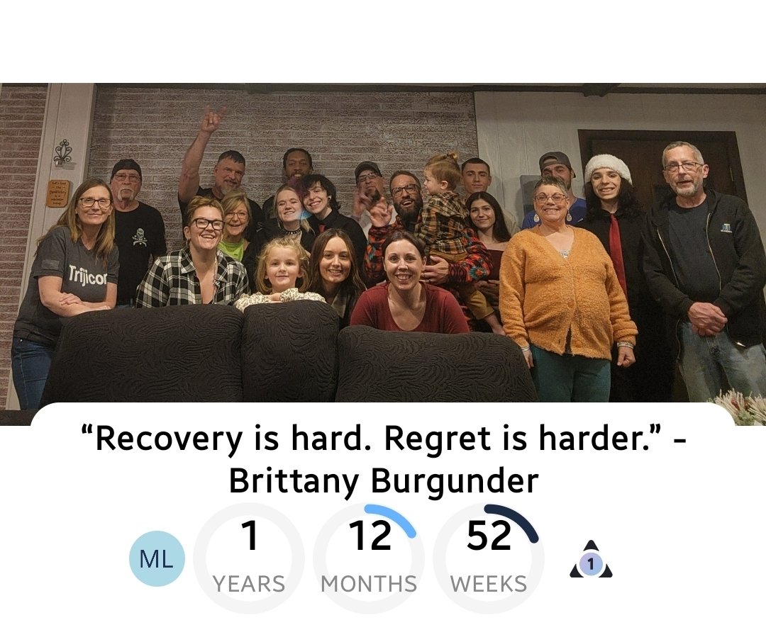 kilotango1122's tweet photo. I'm 1 year sober from alcohol today! 🤘🔥🤘

#sobrietyrocks #kilotango1122 https://t.co/Yn5EZ22AGf