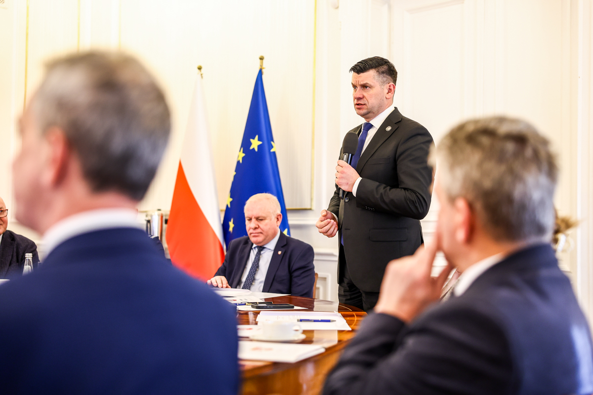 Koleje Małopolskie tweet media