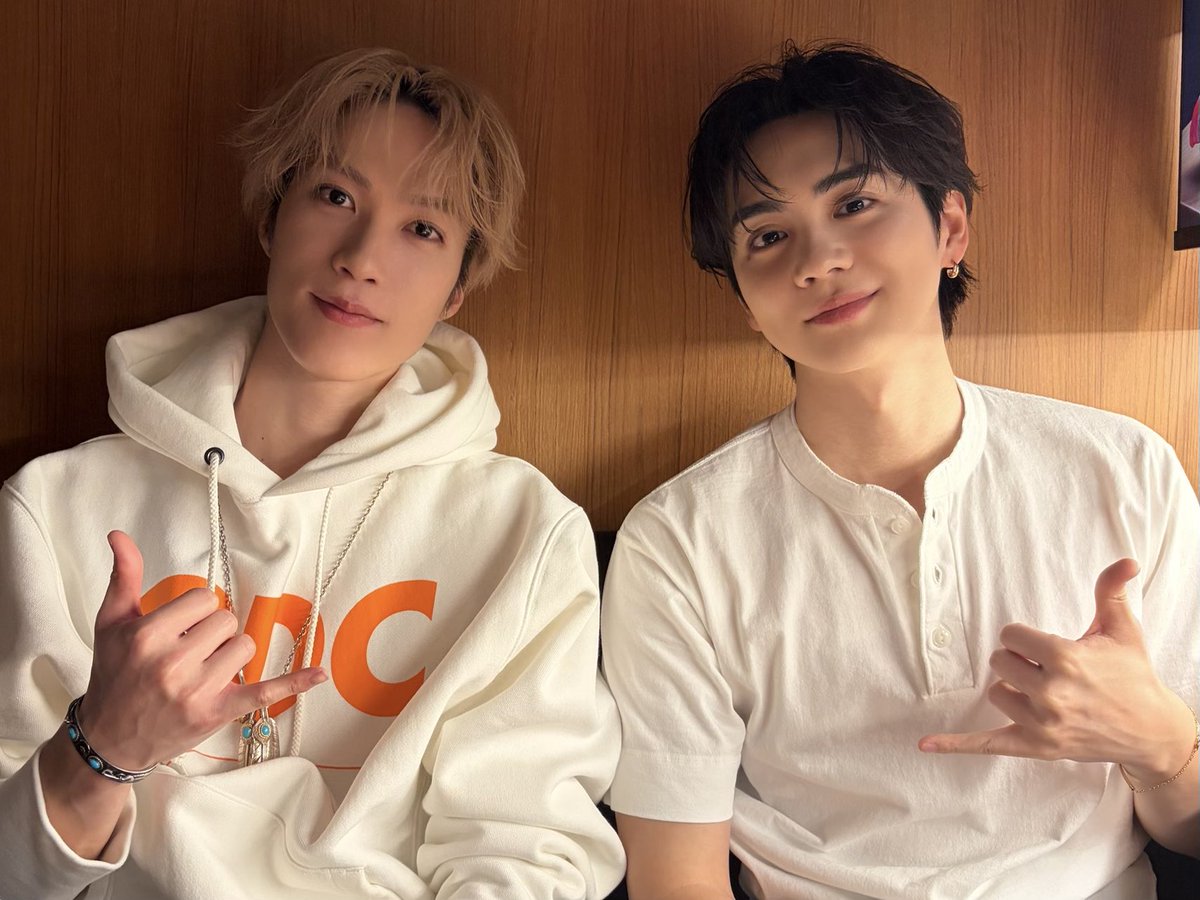 このあとすぐ❕ #ほくいつ もぐもぐ配信🐷🐱 ＼ くら寿司とのコラボを