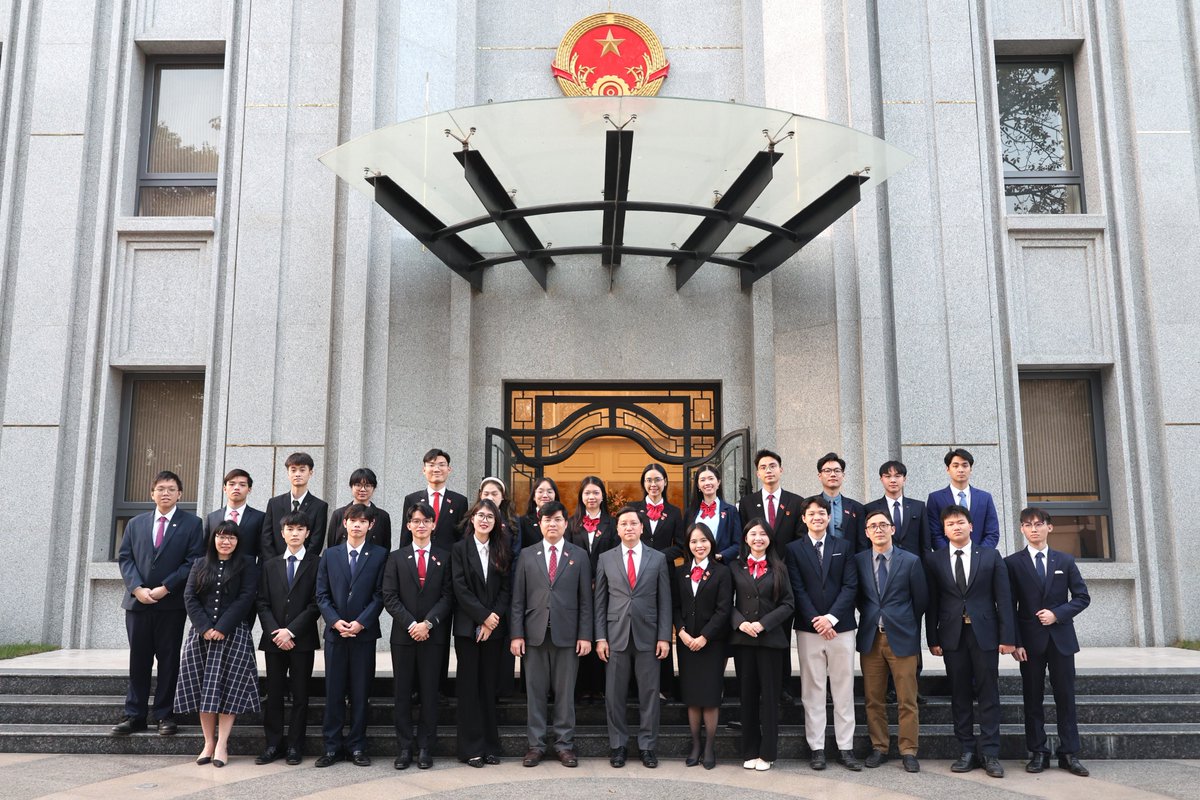 Viet Nam Embassy in the Republic of India tweet media