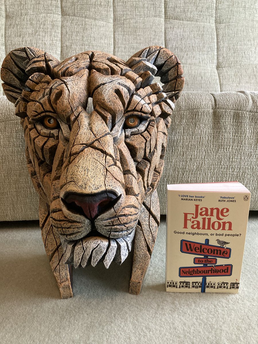 Louise Saunders tweet media