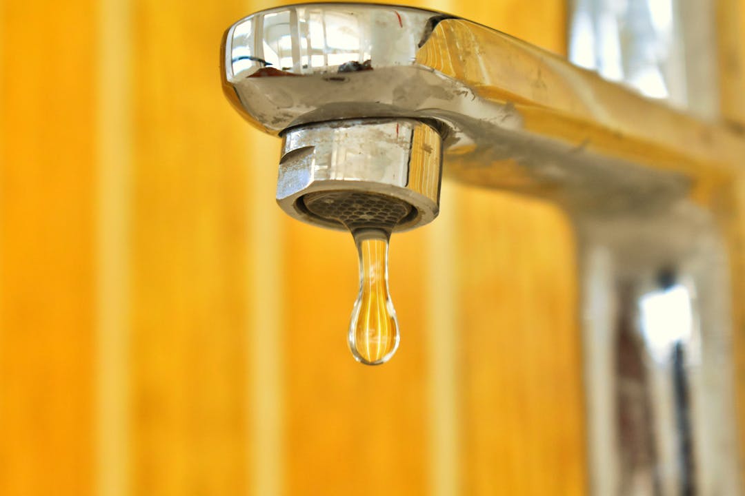 KanKplumbing's tweet image. A leaking kitchen faucet wastes gallons of water and spikes your bill. K &amp;amp; K Plumbing specializes in quick, reliable repairs for every drip.

Is your faucet leaking? Call (330) 875-8003 or visit kandkplumbing.com for help. What’s your biggest plumbing headache? #StarkCounty