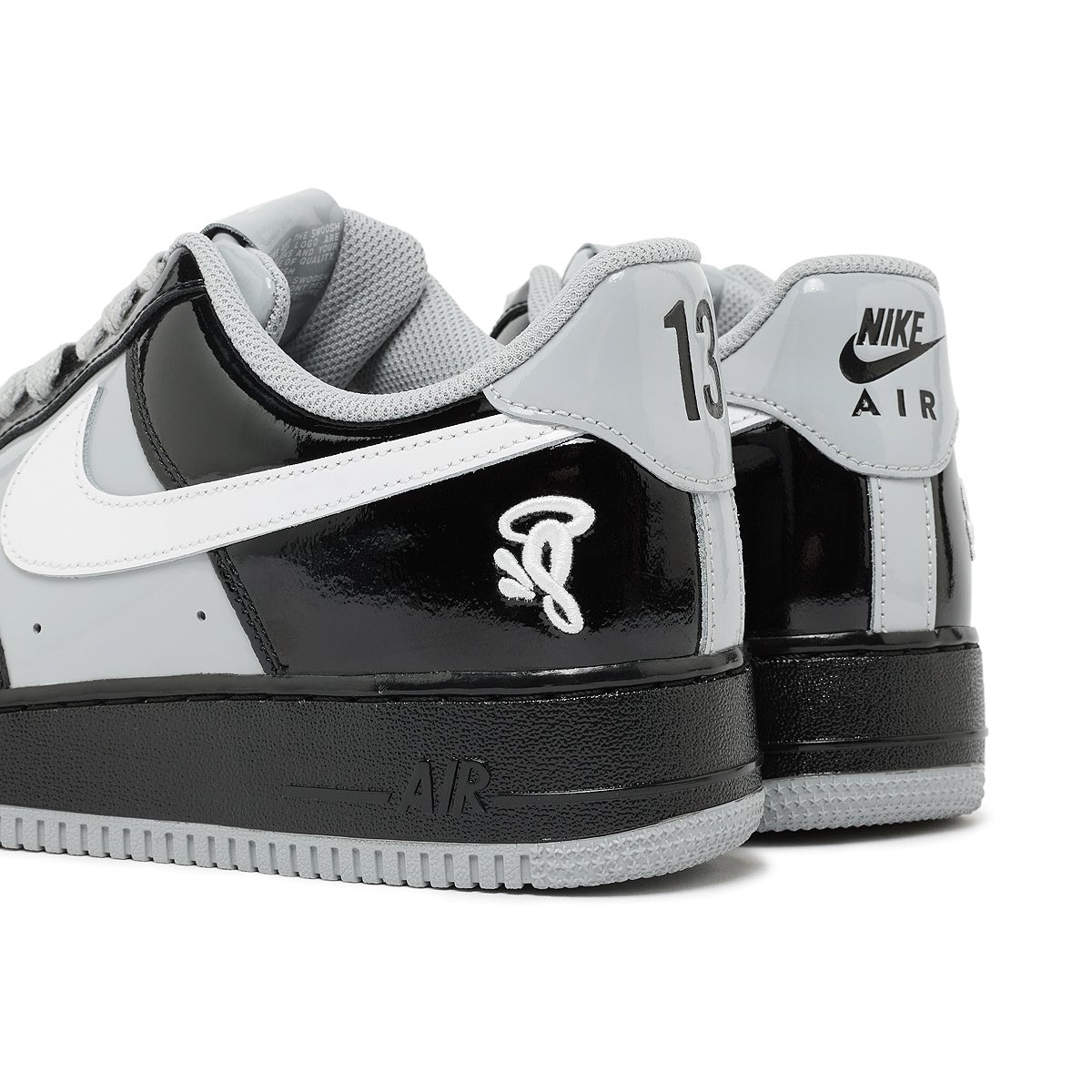 zSneakerHeadz's tweet image. FIRST LOOK: 2026 Central Cee x Nike Air Force 1 Low ‘07 🎶

Expected to release Spring 2026