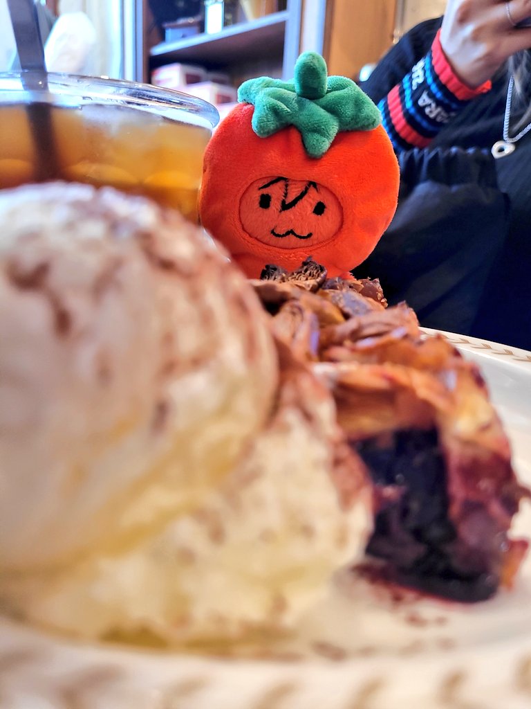 먹뎌롸 tweet media