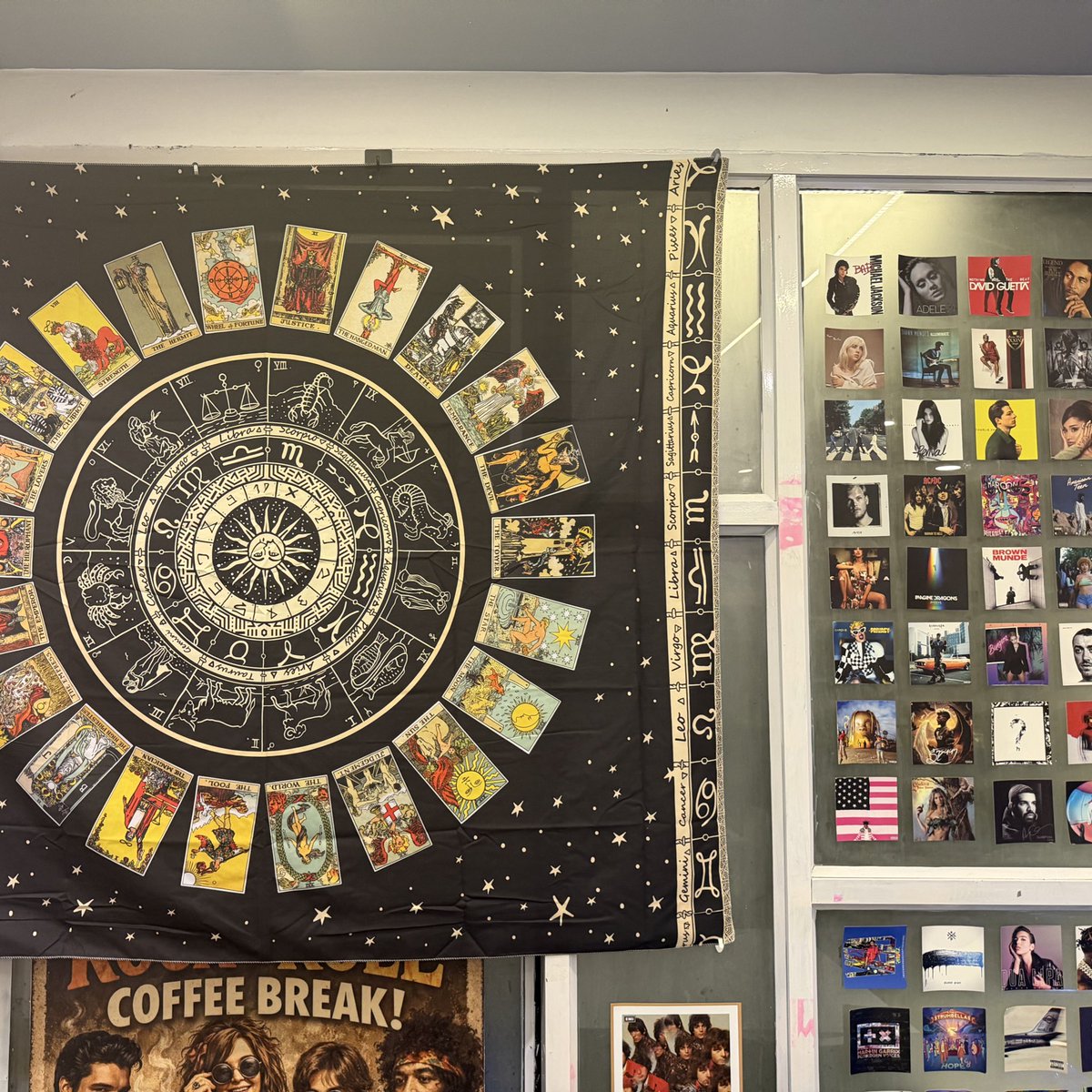 22
blr
shipping 
cafe hopping