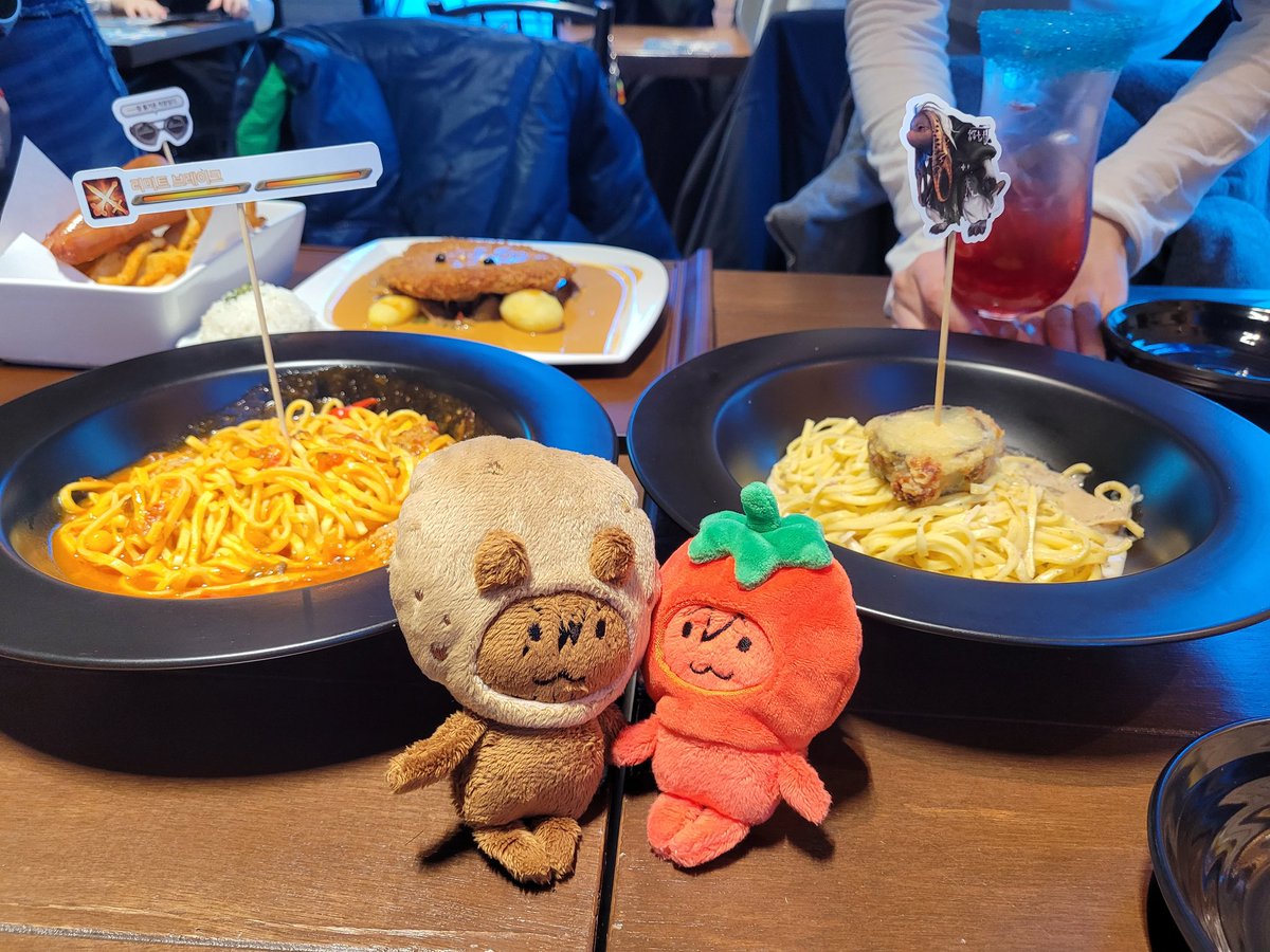 먹뎌롸 tweet media