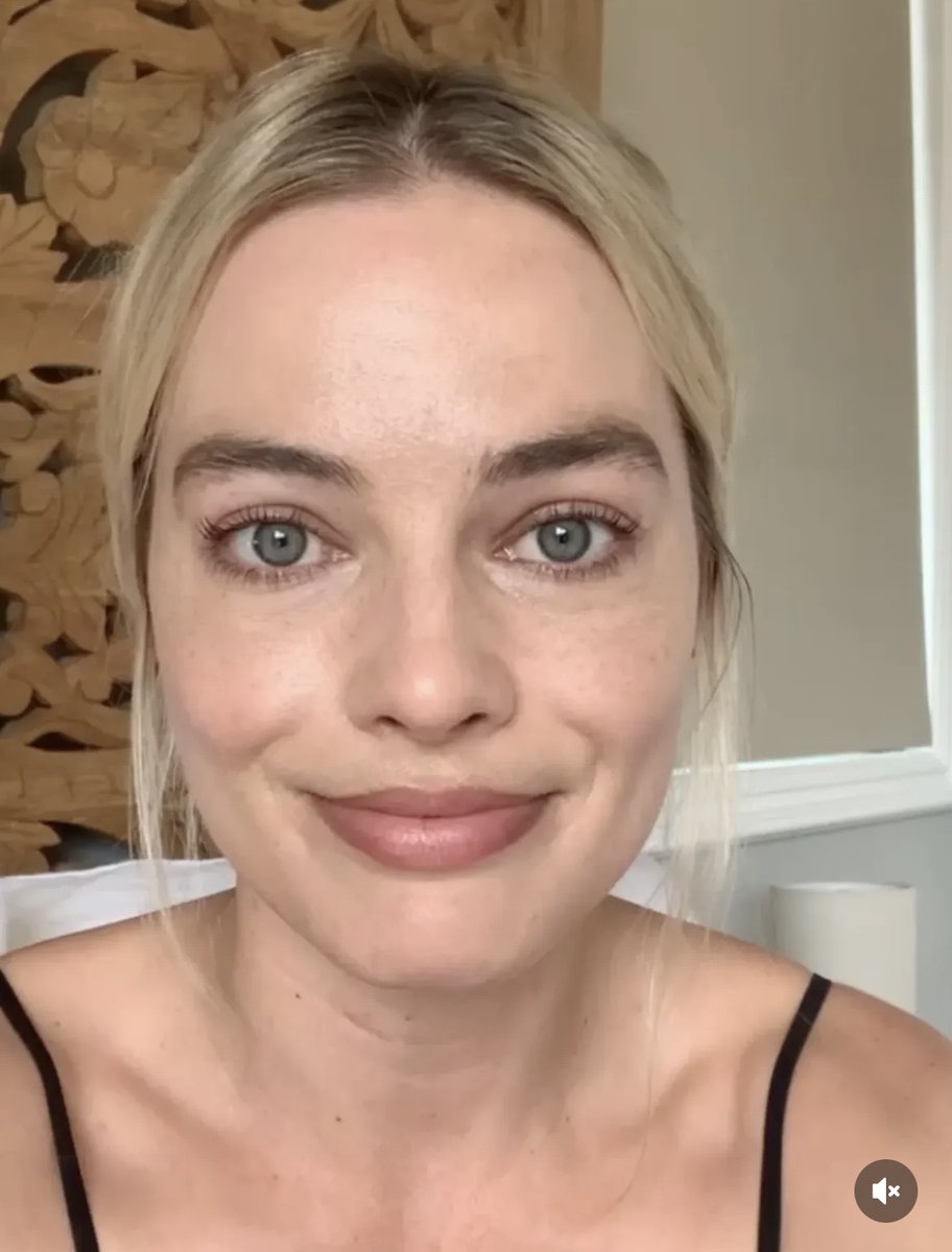 Loverism__'s tweet image. Makeup should be illegal