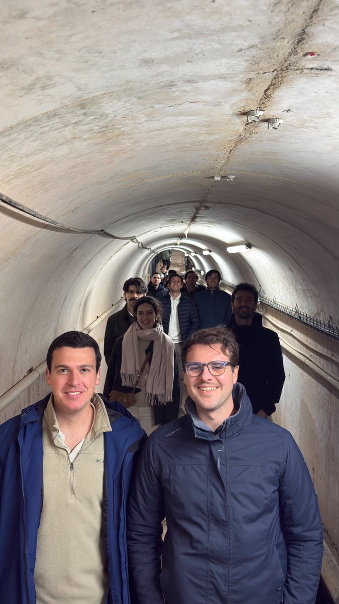 ¡¡Hemos recibido hoy la visita de los alumnos del Máster en Ingeniería de Caminos, Canales y Puertos de la Universidad de Sevilla en las Presas de Arenoso y la Breña, en Córdoba II!!

Una actividad enmarcada en la asignatura de Presas y Embalses del 2° curso

¡Gracias por la