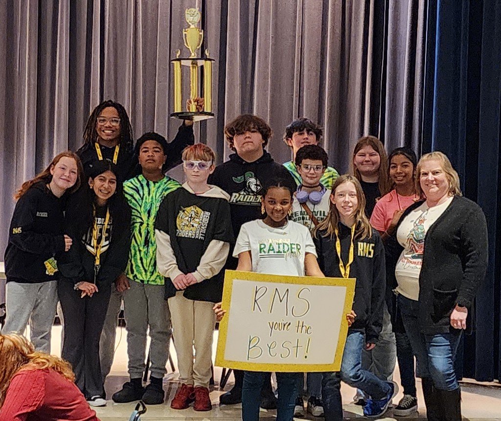 RCS_NC's tweet photo. Middle School Academic Challenge Competitions test their knowledge of English, Math, Science, Social Studies, and all around topics. Reidsville Middle School back to back champions. Congratulations Reidsville Middle School for winning the Middle School Academic Challenge. https://t.co/8zelMwRagz