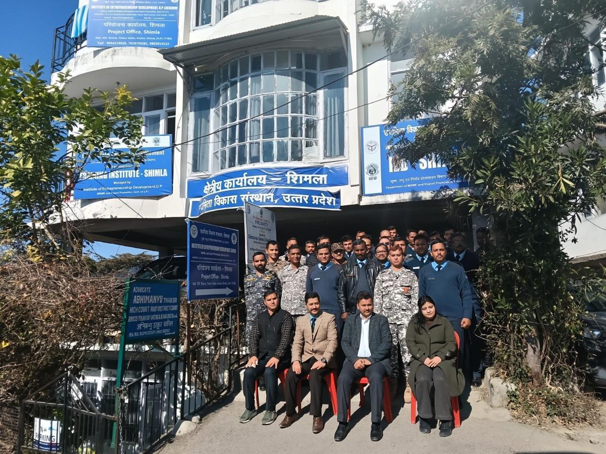 dgrIndia's tweet photo. Opening Ceremony for DGR sponsored Course on 'Stock Marketing’ at IED,Shimla for 30 JCO/OR equivalent was done by Col Amit Aukta, HQ ARTRAC.
DGR committed towards the resettlement of the retiring Armed Forces personnel.
#artrac_ia
#NorthernComd_IA
#firefurycorps_IA
@IEDUP https://t.co/FD3WAESbNF