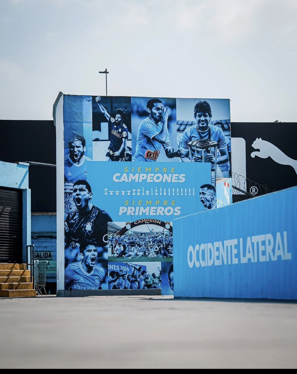 Imagen de Luis Advíncula fue retirada de un mural ubicado en una de las tribunas del estadio Alberto Gallardo. Actualización es para prevenir algún acto contra el mismo tras su reciente vinculación con Alianza Lima.