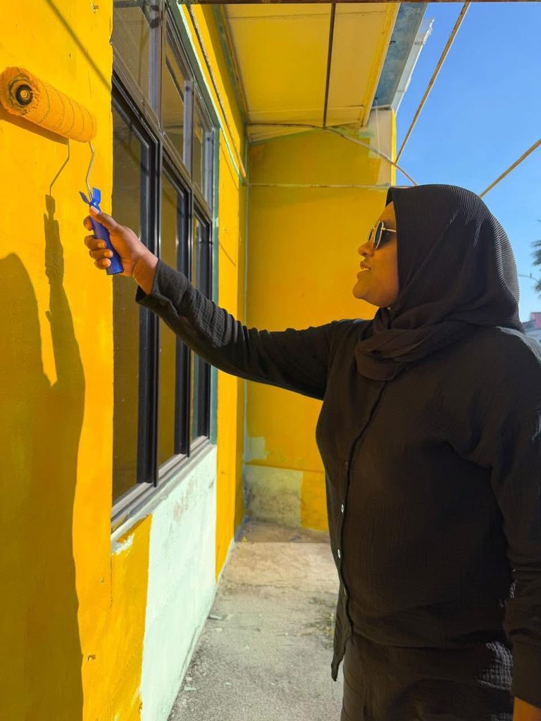 MDPDhidhdho's tweet photo. ލޯކަލް ކައުންސިލް އިންތިހާބު 2026ގެ ދިއްދޫ ދާއިރާގެ ކެމްޕެއިން އޮފީސް ތައްޔާރުކުރުން.

އަޅުގަނޑުމެންނަކީ އިންތިޒާމުވެގެން ސިޔާސީ މަސައްކަތްކުރާ ހަމައެކަނި  ޕާޓީ. އަޅުގަނޑުމެންނަކީ ފިކުރެއް.  
MDP Dhidhdhoo Youth Wing https://t.co/E7SyZ5MUze