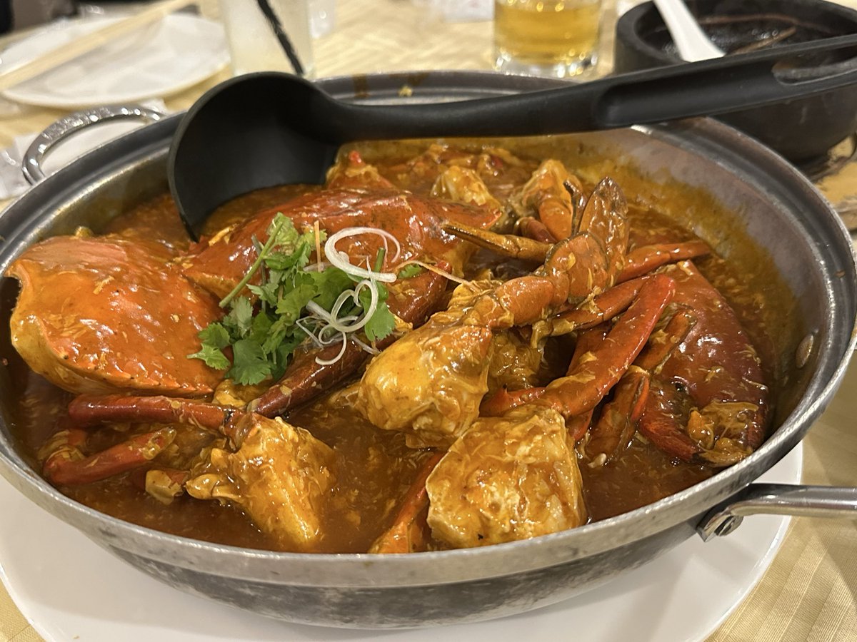 噂のTuring飯に連れて行っていただきました！自動運転という別ドメインですが、技術的な面白さや業界動向を色々教えてもらい勉強になりつつ楽しい時間でした！こちらからは昨日の噂のreceptionの話を献上しました。