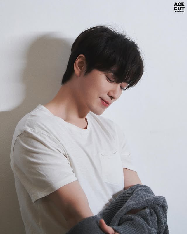 backhea_'s tweet image. 덜어낼수록 잘생긴 남자
권력잇음