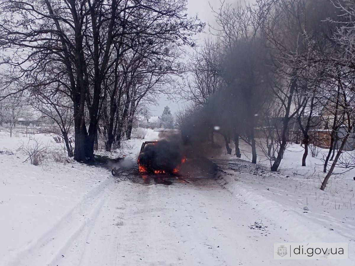 BohuslavskaKate's tweet photo. Today russian forces carried out FPV drone strikes on Kozacha Lopan and Ruska Lozova in Kharkiv region, killing two people and injuring another local resident — local authorities report.  

Deliberate terrorism again. https://t.co/duEMtUSlc1