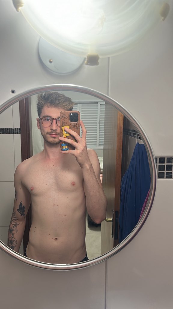 badcenturykid's tweet image. Pode twink de 36 anos?