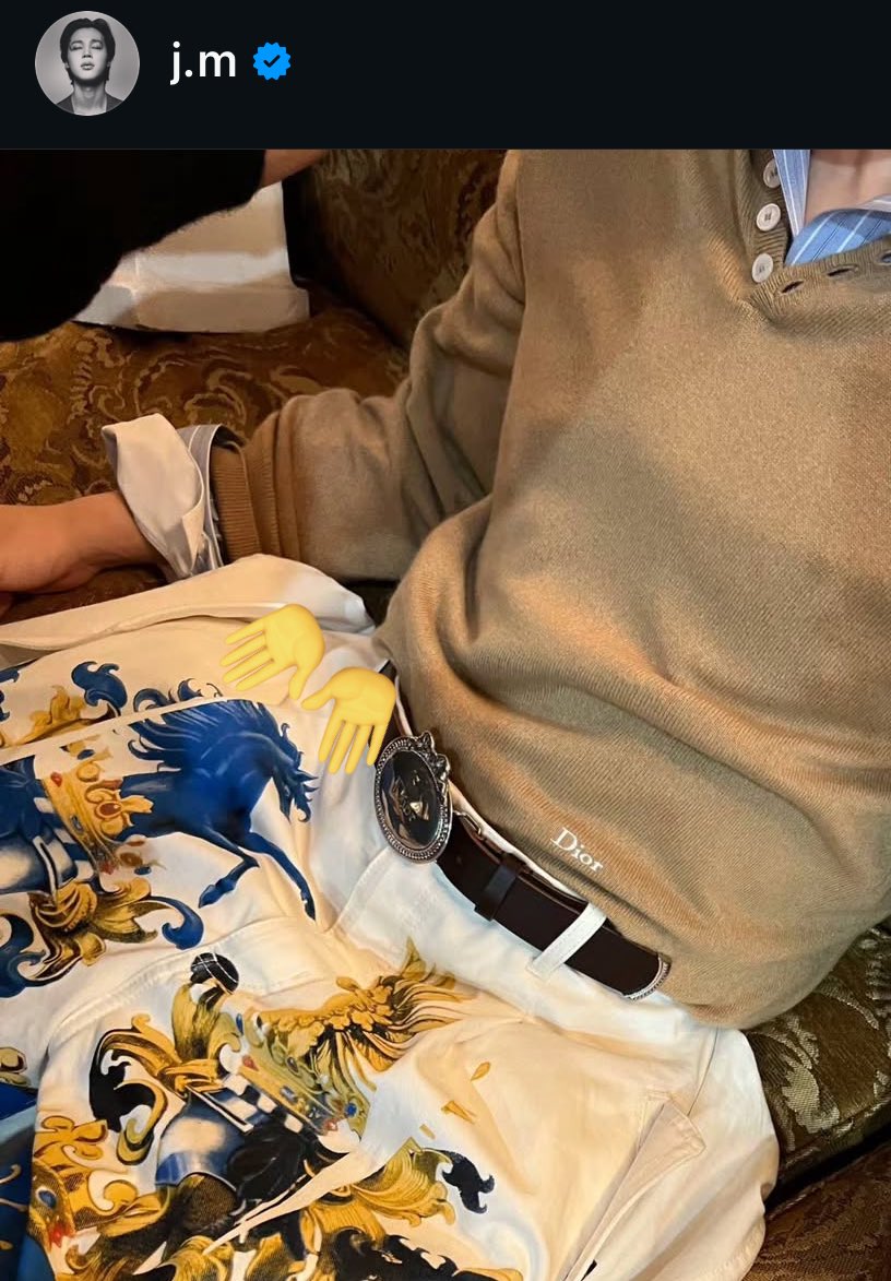 jinsbelle's tweet image. Istg spoilers are all over the place😭