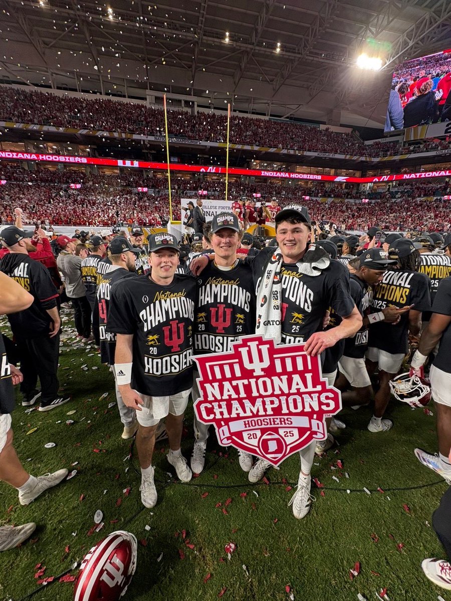 Brebeuf Football tweet media