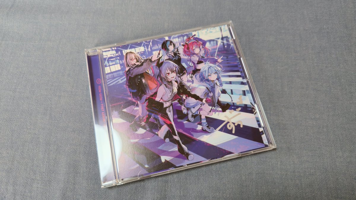 FLOW GLOW 1stアルバム 直筆サイン付きホロライブショップ限定届きまし