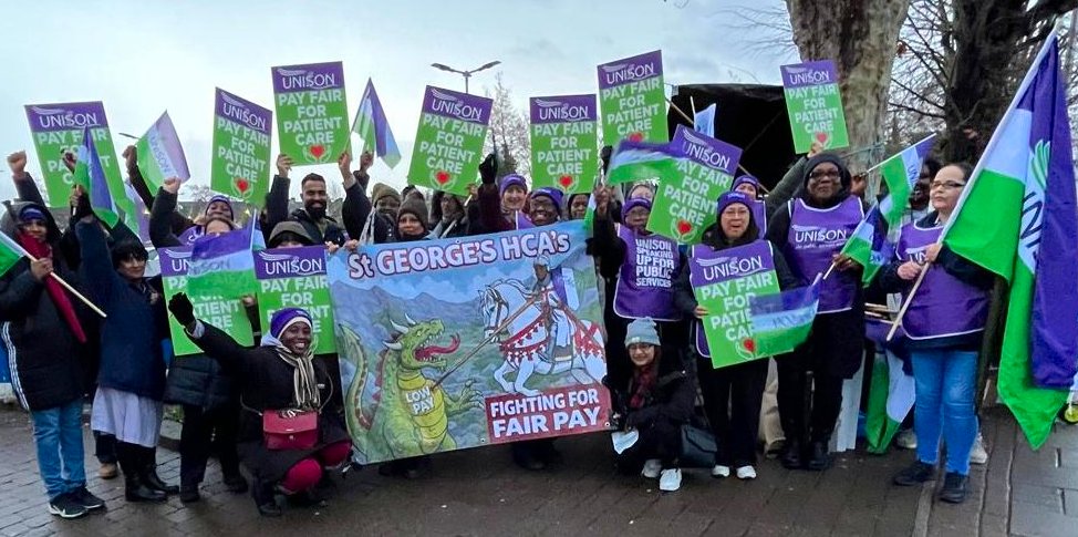 LondonNurse2015's tweet photo. Solidarity with St George's Health Care Assistants
Taking Action TODAY for Fair Pay

Thanks for support from LAS UNISON Branch
@LASUNISON Eddie Brand NEC

@unisontheunion @unisonglr @saragorton_1 https://t.co/9aOIugXIBa