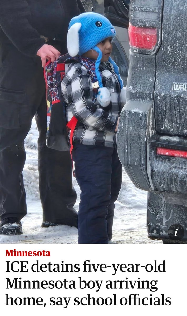 CINQUE ANNI 

Un bambino di soli 
CINQUE ANNI è stato arrestato dall' ICE 
CINQUE ANNI
...mentre rientrava a casa da scuola.

CINQUE ANNI