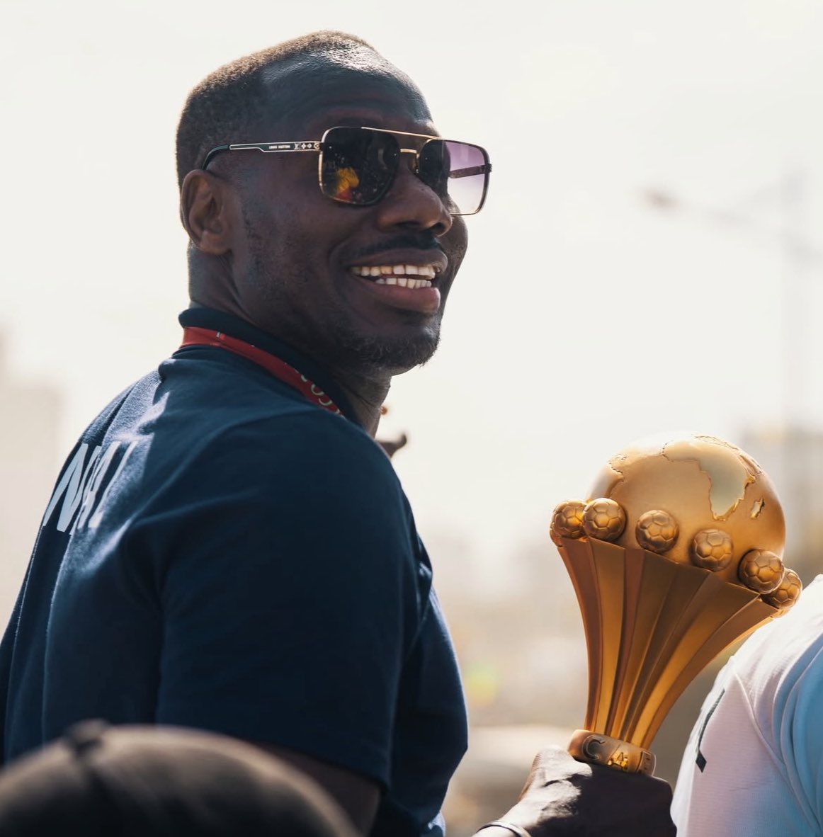 ActuFoot_'s tweet image. 🚨 𝗟𝗘 𝗣𝗢𝗦𝗧 𝗜𝗡𝗦𝗧𝗔𝗚𝗥𝗔𝗠 𝗗𝗘 𝗣𝗔𝗣𝗘 𝗧𝗛𝗜𝗔𝗪 🇸🇳 𝗔𝗣𝗥𝗘̀𝗦 𝗟𝗔 𝗙𝗜𝗡𝗔𝗟𝗘 𝗗𝗘 𝗟𝗔 𝗖𝗔𝗡 (le sélectionneur présente à nouveau ses excuses) 🗣️ : 

« Pour le Sénégal 🇸🇳 !
Mon cœur, mon âme, mon esprit sont ancrés dans ce beau pays qui m'a tout donné et pour…