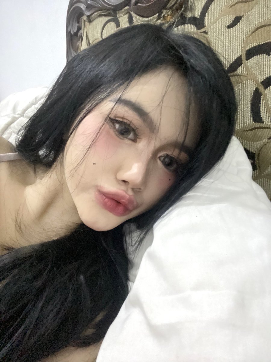 Aisyi tweet media