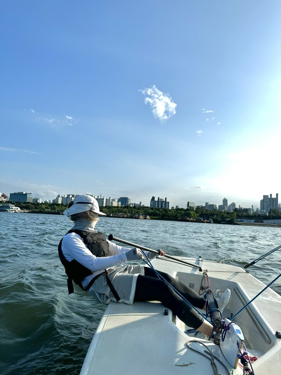 g1_worker's tweet photo. Love Sailing!💗⛵️ https://t.co/PVWupgq598