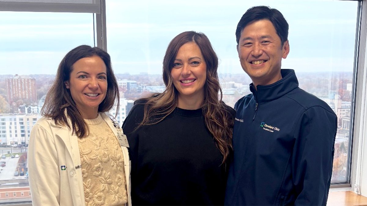 ClevelandClinic's tweet image. The average person has around 35 feet of intestines. Lacy was left with about 35 inches after a crash. While six emergency surgeries saved her life, it was a rare intestinal transplant that ultimately restored her quality of life.

More: cle.clinic/4b8NWYA