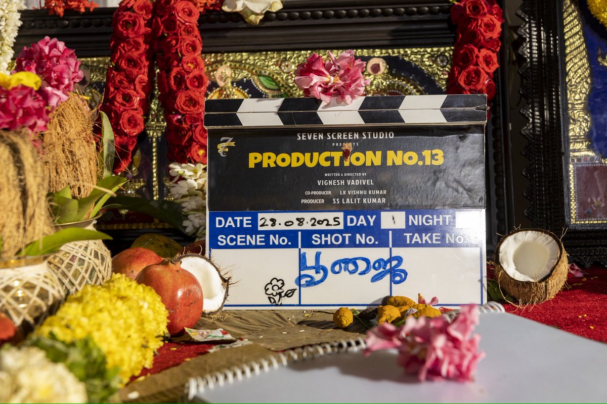 7screenstudio's tweet photo. All set for what’s next 💥💥 #SevenScreenStudio13

In final phase of shooting ⏳🚀
Title & First Look dropping on January 26 ⚡️✨
@7screenstudio

Starring: @lk_akshaykumar @JafferJiky #NobleJames @meshariqhassan7 @chaleswaran #AishwaryaSharma

@Vikjith @leonbrittodp @jenmartinmusic @barathvikraman #PSHariharan @prya_ravii @arunisred #Manikandan @proyuvraaj

Co Produced by: #LKVishnuKumar
Produced by: #SSLalitKumar 

Stills from the Pooja ceremony 📸✨