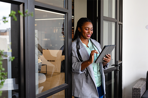 zensurance's tweet photo. Business insolvencies in #Canada are increasing. When a company fails, it puts leaders’ personal assets at risk — especially in #SmallBusinesses. 

D&amp;O Insurance covers #ManagementLiability claims.

👉 https://t.co/nN13LukhsD 🛡️

#ExecutiveLiability #DOInsurance #BoardOfDirectors https://t.co/N7BMKay9ua