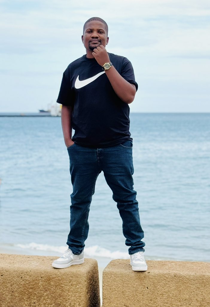 PabloYende's tweet image. Another year has gone.

+1