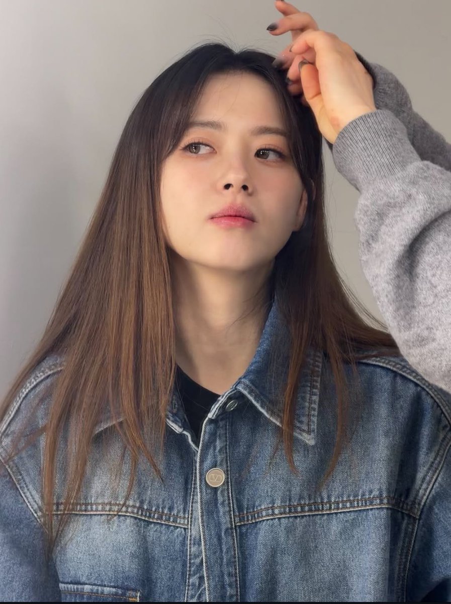 고아라 이얼굴로 작품안하는거 진짜심각한문제임