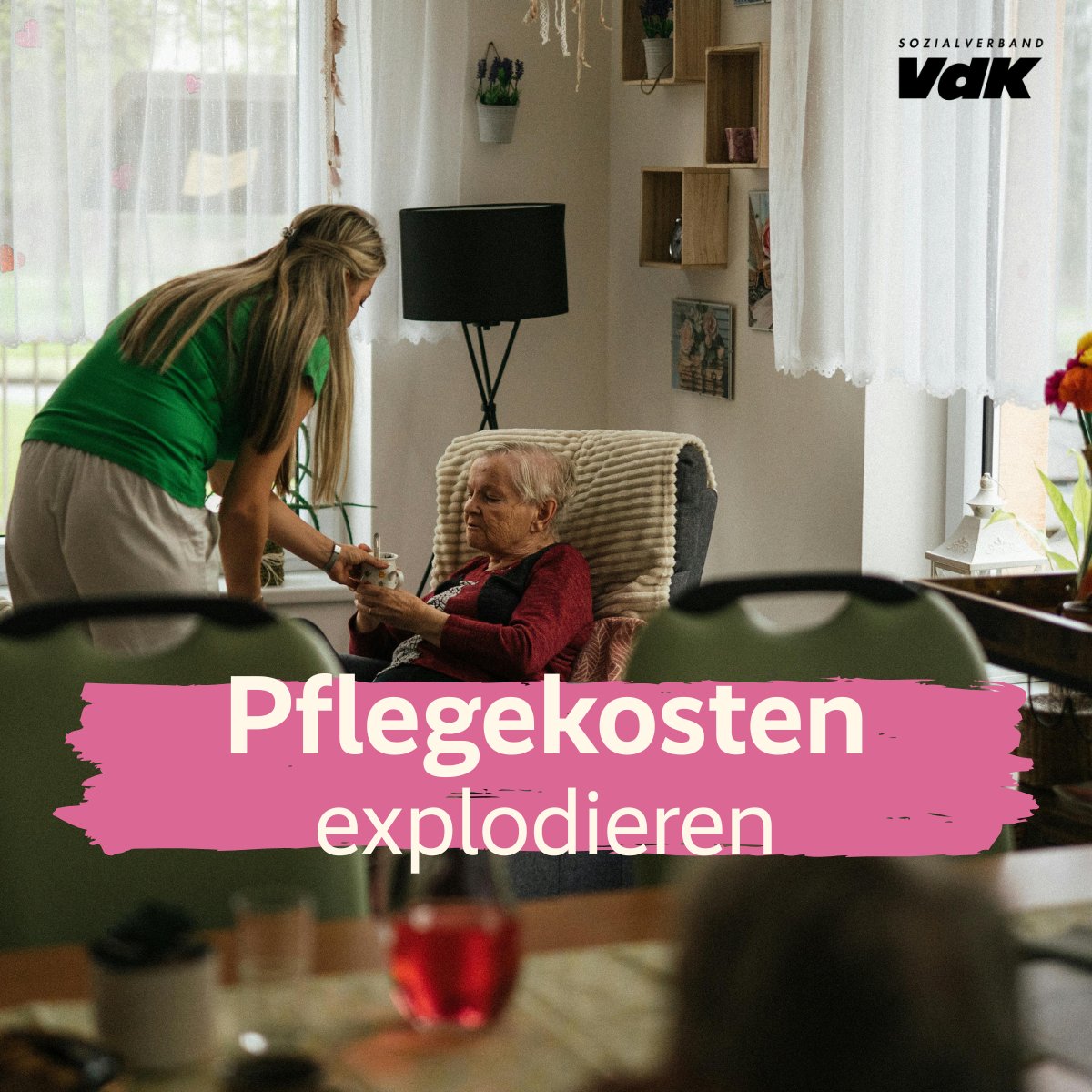 #Pflege im Heim wird unbezahlbar. Im ersten Jahr zahlen Pflegebedürftige laut <a href="/vdek_Presse/">vdek Presse</a> im Schnitt 3.245 Euro monatlich selbst – 261 Euro mehr als Anfang 2025. Pflege darf keine Armutsfalle sein. Der VdK fordert spürbare Entlastung und mehr Transparenz: vdk.de/presse/pressem…