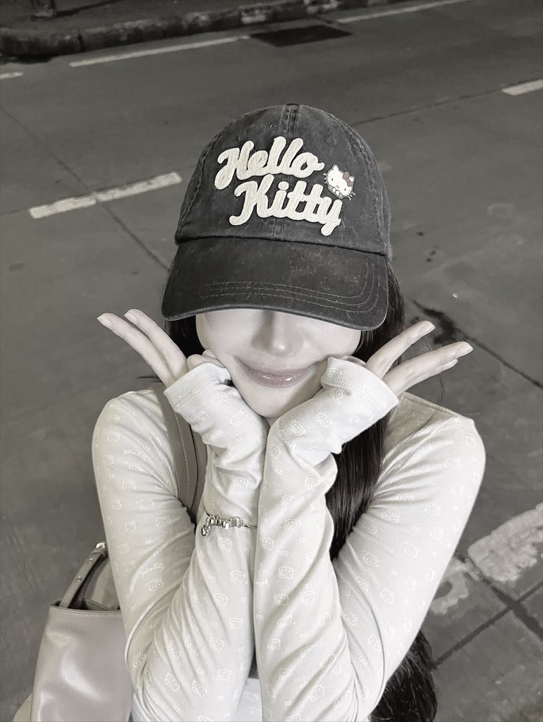 nectarvoid's tweet image. 📍𝐂𝐮𝐛𝐢𝐜 𝐆𝐲𝐦 &amp;amp; 𝐇𝐞𝐚𝐥𝐭𝐡 𝐒𝐭𝐮𝐝𝐢𝐨

Today’s routine: shared reps, shared laughs. Training with Ruby, always feels right.