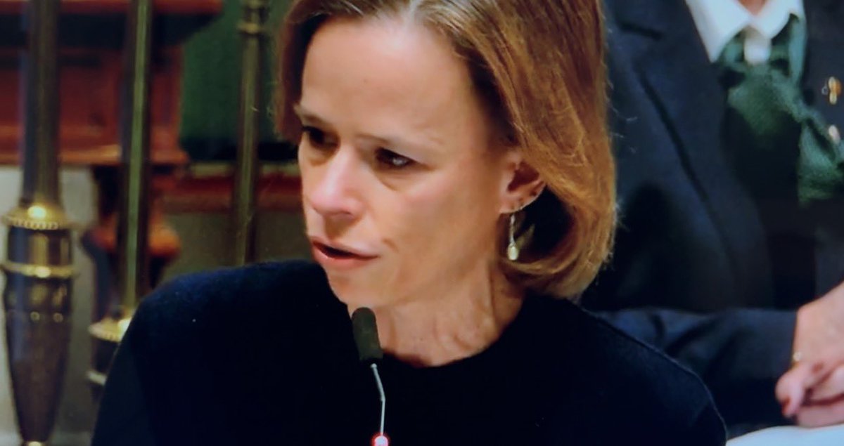 michelhenrion's tweet image. #AidantsProches/ A la #Chambre, @CarolineDesir (PS) demande, vu l'urgence,  la #suspension de leur exclusion du chômage en attendant une alternative au chômage à moyen terme."#MR et #Engagés jouent la carte de l'empathie mais c'est de l'agitation et rien que de l'agitation". Le