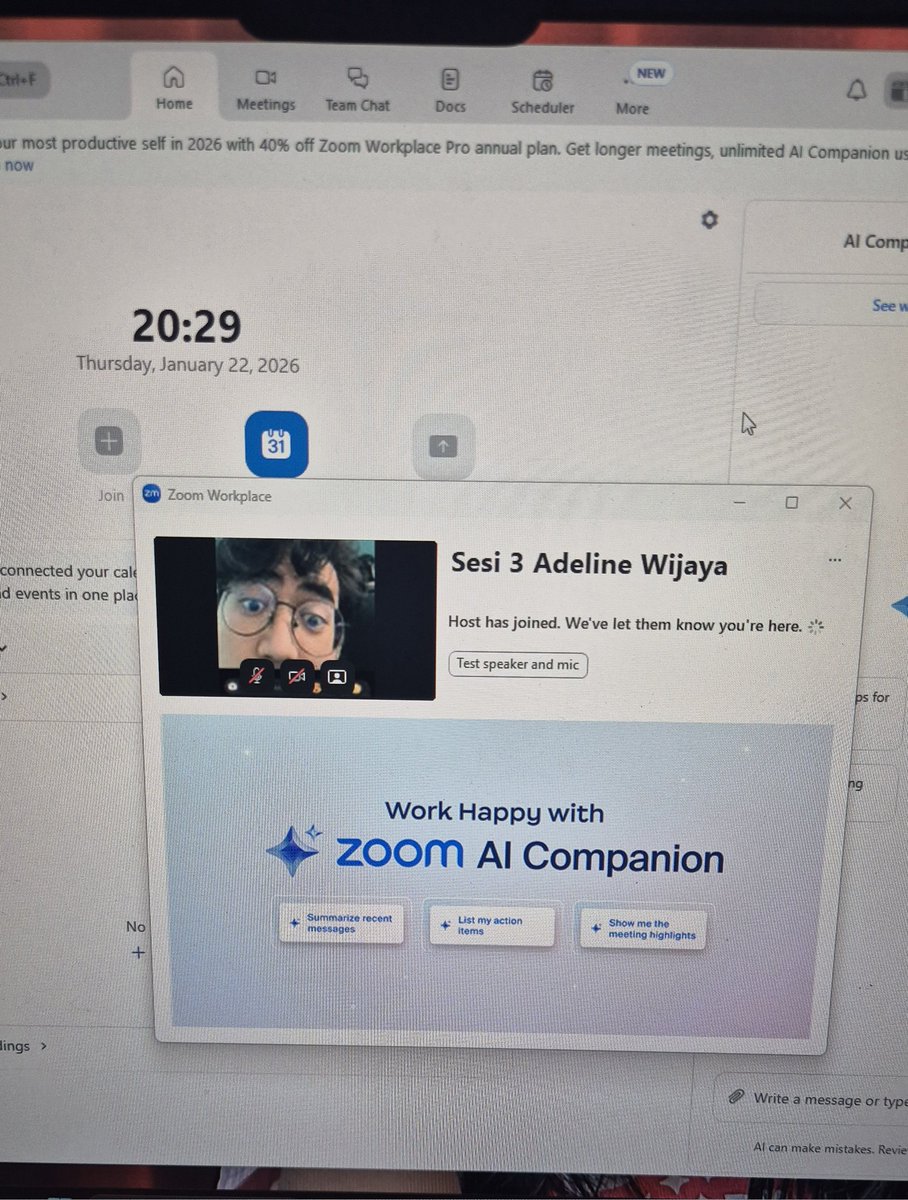 raditheozeo's tweet image. Nih seriusan gua udh diabsen, gua tinggal vc sblh trs masuk lagi kaga lu acc sampe end session? Gua udh nunggu dri 20.13 btw, admin lu suruh gawe yg bener @officialJKT48 @moshi2jkt48