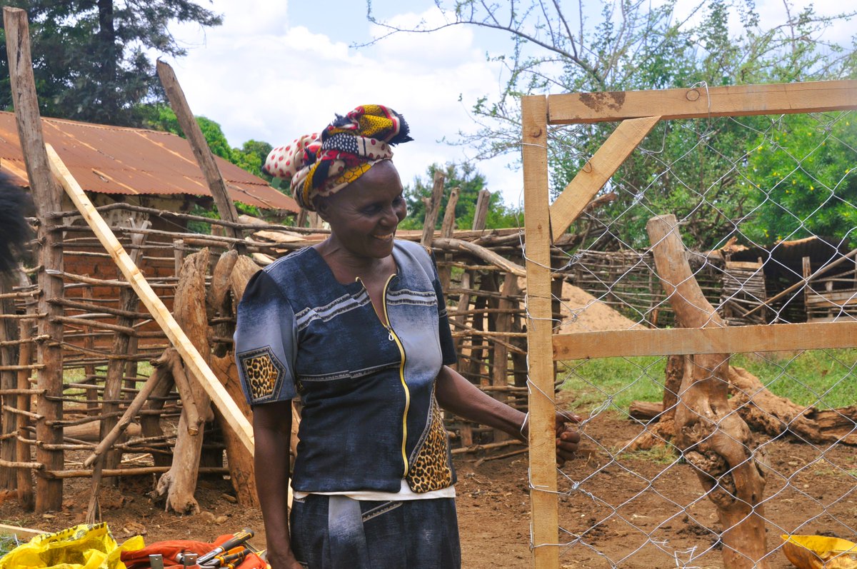 BornFreeKenya's tweet photo. "Our goats are finally safe at night. Thanks to Born Free's predator-proof bomas, we can focus on farming, not fear." - Tabitha Mùnanie, Ntoroni, Kenya.

#HumanWildlifeCoexistence #ConservationWorks #Meru #PredatorProofBoma #CommunityFirst https://t.co/Tch9kMZ936