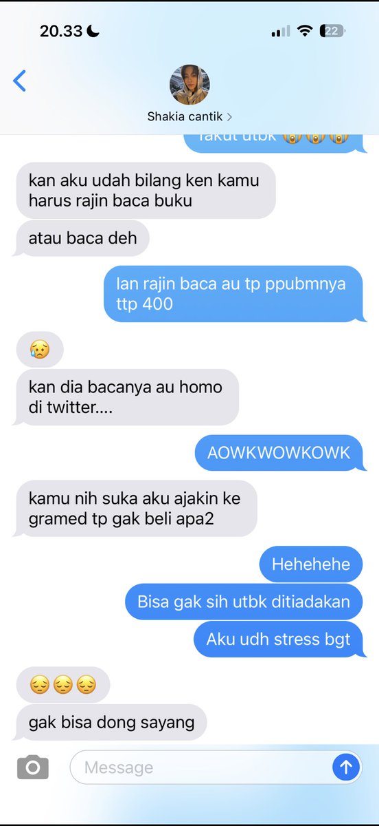 GaIocher's tweet image. #keonhyeon fewtweets au, si teteh finally shared his thoughts to his panglima tempur :-) (re-upload)