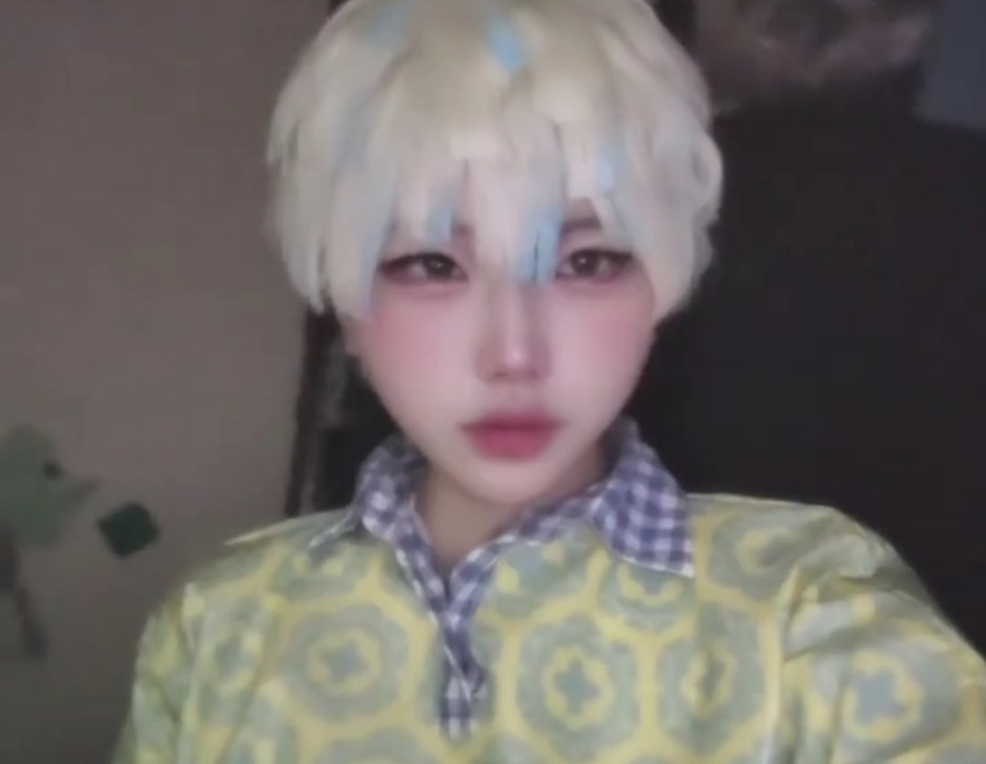 かなで tweet media